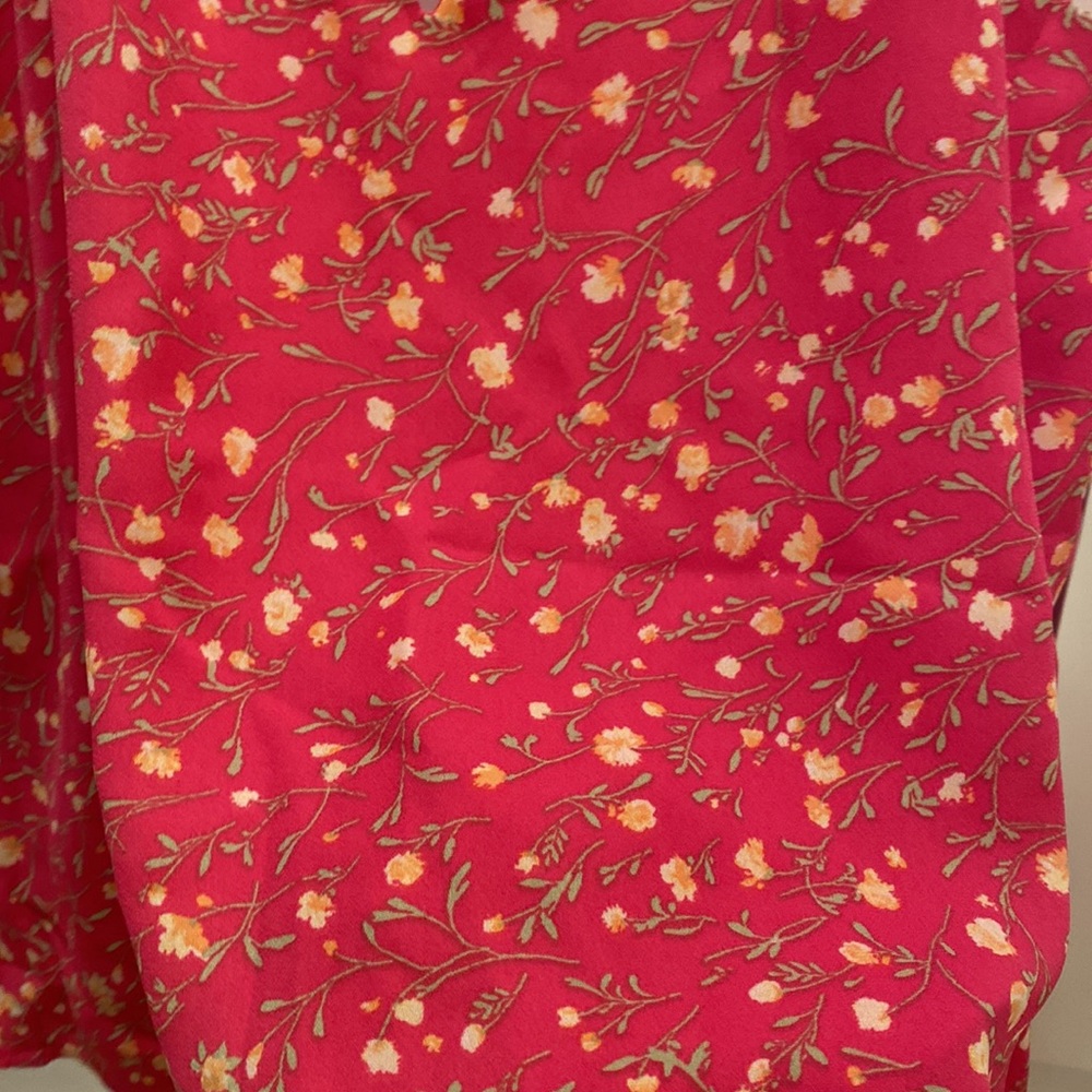 Stitch Fix tank with scallop detail - Picture 3 of 5